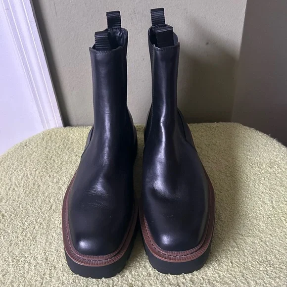 NWOB Sam Edelman Black Leather Ankle Boots Sz 8.5 - Picture 2 of 14